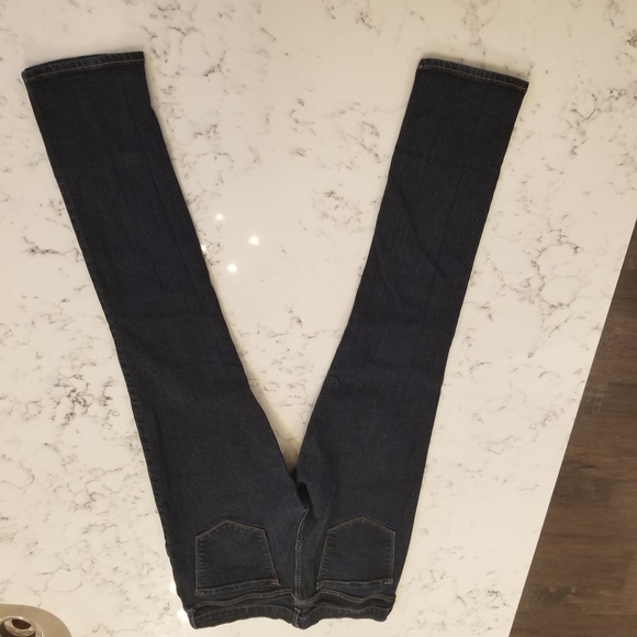 Old Navy NWOT  Dark Wash Straight Jeans -  12 Long - Picture 7 of 9